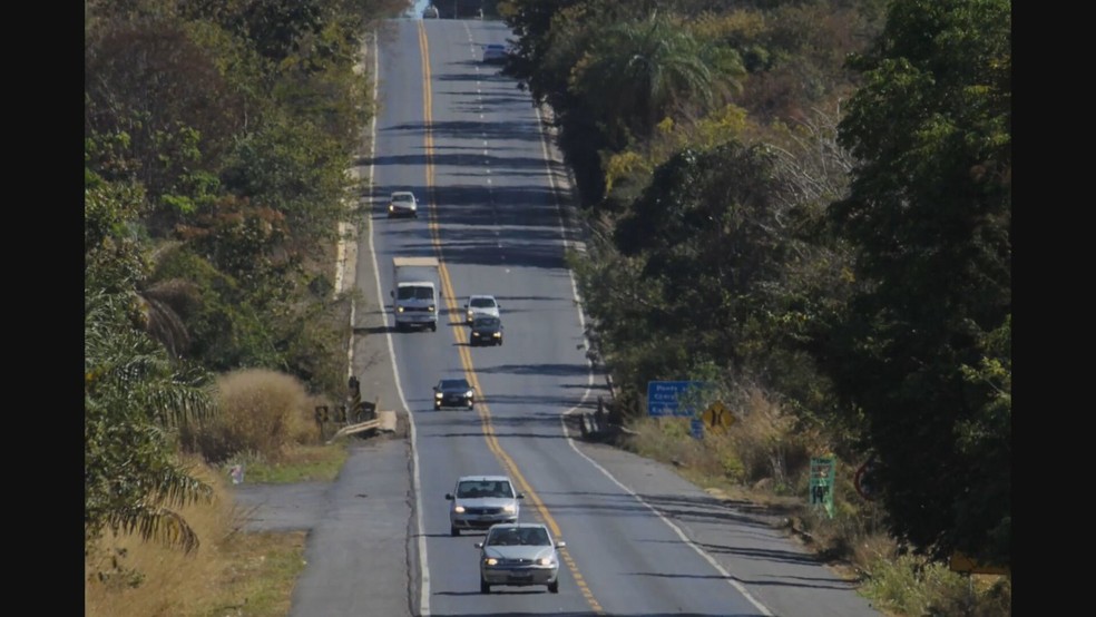 Trecho da BR 020, que liga DF ao Entorno, onde ocorre uma ultrapassagem proibida a cada 4 minutos, segundo PRF — Foto: PRF/ Divulgação