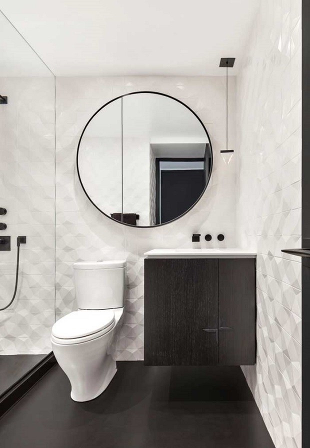 Banheiro preto e branco: 10 ambientes para se inspirar (Foto: Reprodução)
