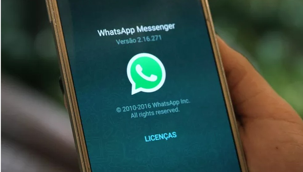 Usuários do aplicativo WhatsApp devem permanecer atentos ao abrir links  — Foto: Carolina Ochsendorf/TechTudo