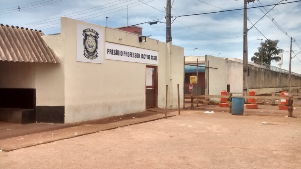 Preso é baleado nas proximidades do Presídio Jacy de Assis em Uberlândia