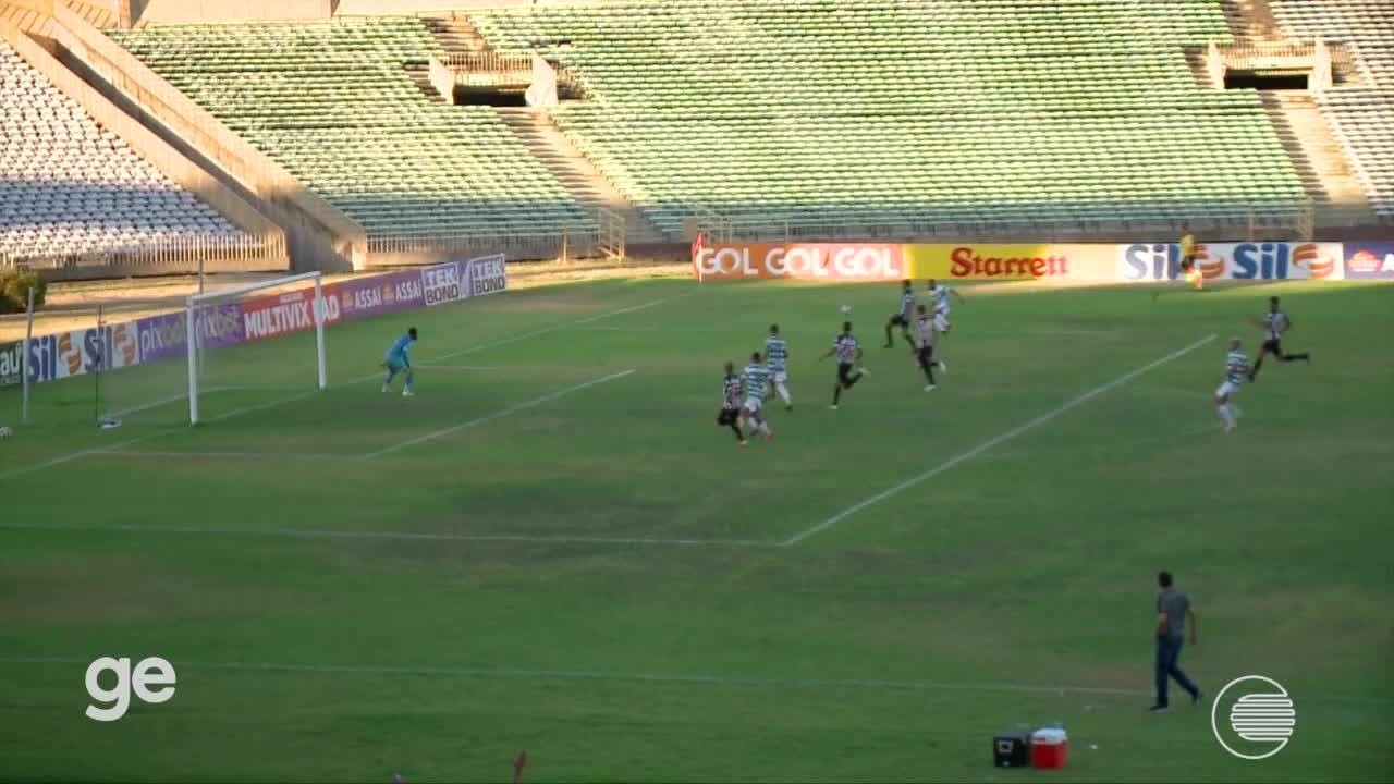 Manoel perde gol dentro da pequena área no empate em 0 a 0 do Altos com o Botafogo-PB