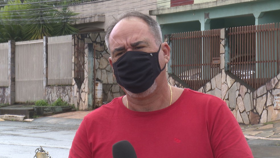 Carlos Augusto Dalla Côrte, síndico de condomínio com suspeitas de envenenamento de gatos no DF — Foto: Reprodução/TV Globo