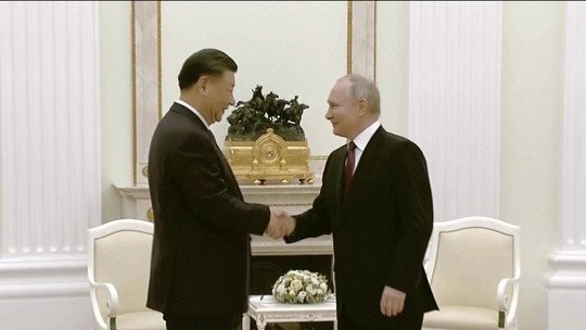 Em declaração conjunta, Xi e Putin sinalizam unidade contra EUA
