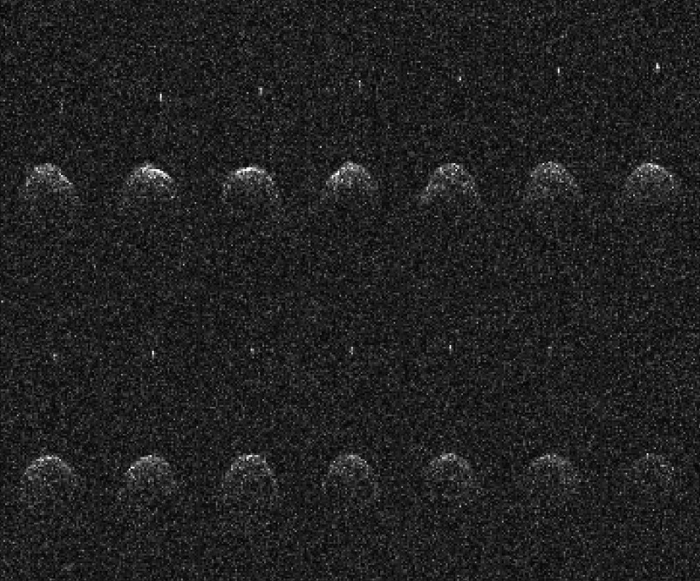 14 imagens sequenciais tiradas de Didymos e sua lua, ainda em 2003 — Foto: Nasa