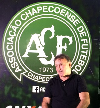 João Carlos Maringá diretor futebol Chapecoense (Foto: Alexandre Lozetti)