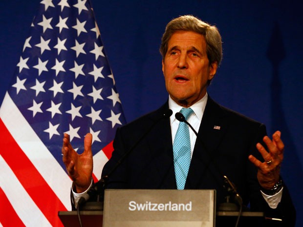 John Kerry, secretário de Estado dos Estados Unidos, faz declaração (Foto: Reuters/Ruben Sprich)