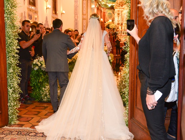 Tudo sobre o casamento de Cocielo e Tatá Estaniecki