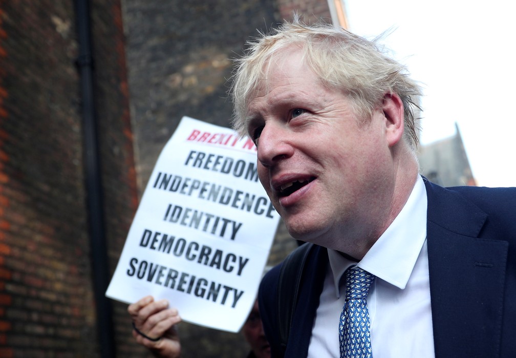 Boris Johnson em imagem feita horas antes do anÃºncio das eleiÃ§Ãµes do Partido Conservador â Foto: Hannah McKay/Reuters