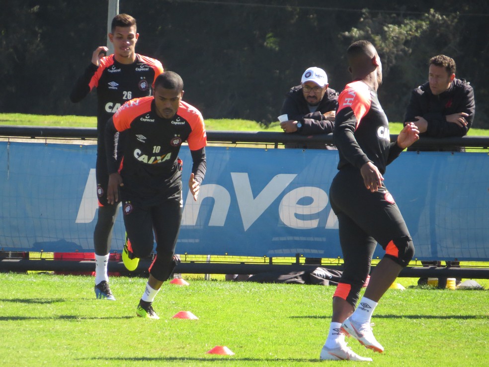 Cirino está de volta ao Rubro-Negro paranaense (Foto: Fernando Freire)