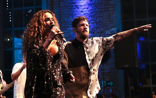 Show de Saulo Fernandes com Daniela Mercury no esquenta do Festival Virada 2020