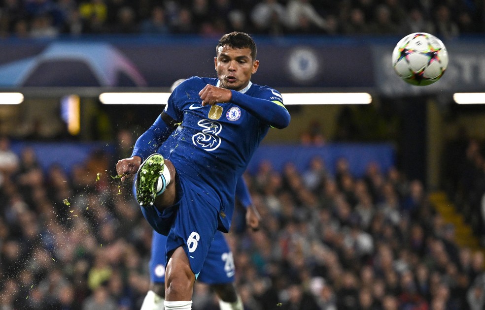 Thiago Silva tem futuro incerto no Chelsea, e Gvardiol é opção para os Blues — Foto: Dylan Martinez/Reuters