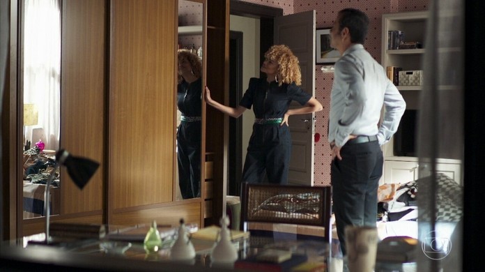 Silvia Compra Armario E Passa A Ter Quarto De Casa De Novela Casas Bahia Gshow