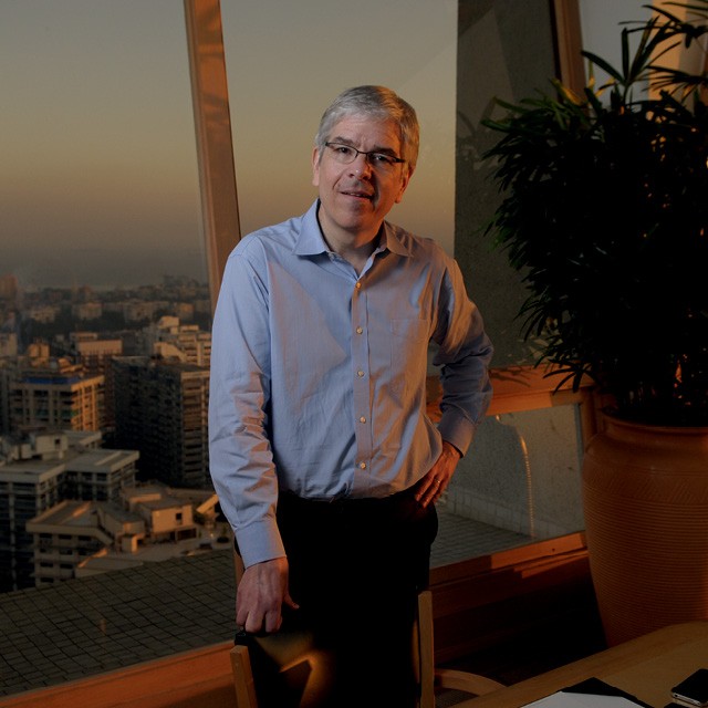 Progresso humano é incluir mais gente ao pensarmos em “nós”, afirma Paul Romer (Foto: Abhijit Bhatlekar/Mint via Getty Images)