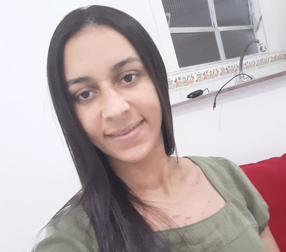 Samara, de 22 anos, morreu em Santos, SP — Foto: Arquivo pessoal