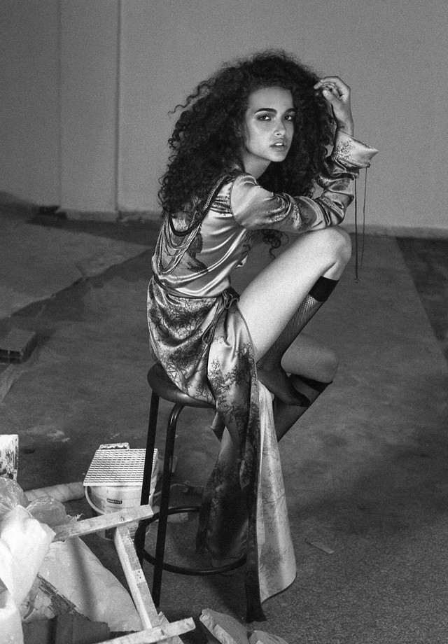 Chiara Scelsi sexy em novo editorial (Foto: Adriano Cisani/whatAstreet)