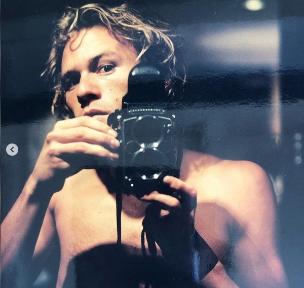 O ator Heath Ledger (1979-2008) em foto compartilhada pela atriz Heather Graham  (Foto: Instagram)