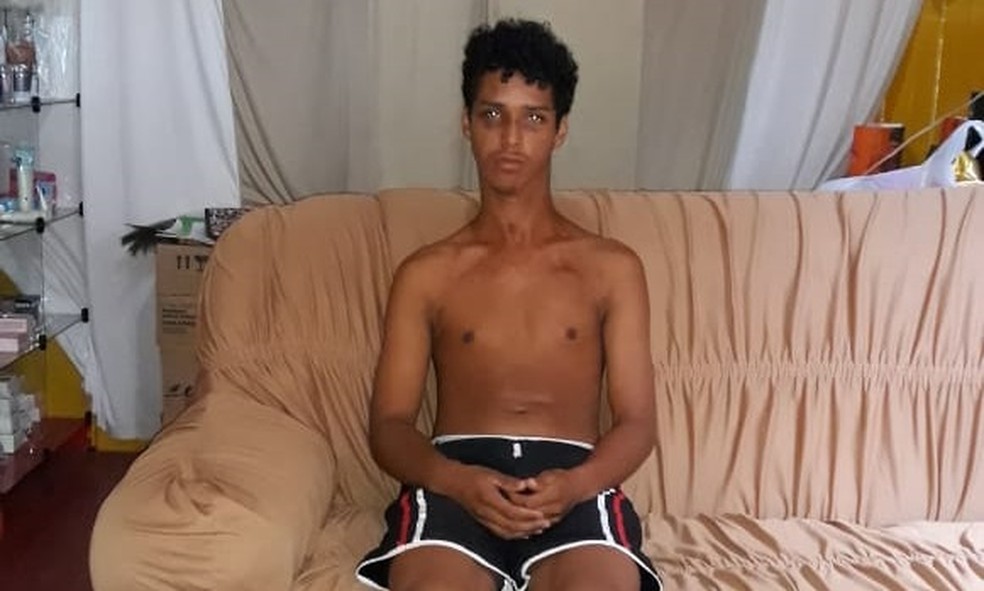 Policial teria agredido o adolescente Vinícius Afonso, em junho de 2020 — Foto: Arquivo pessoal
