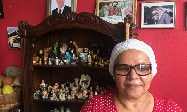 A cozinheira baiana Tia Zélia, dona do restaurante preferido de Lula