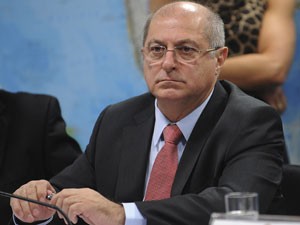 Paulo Bernardo participou de audiência pública no Senado (Foto: Agência Brasil)