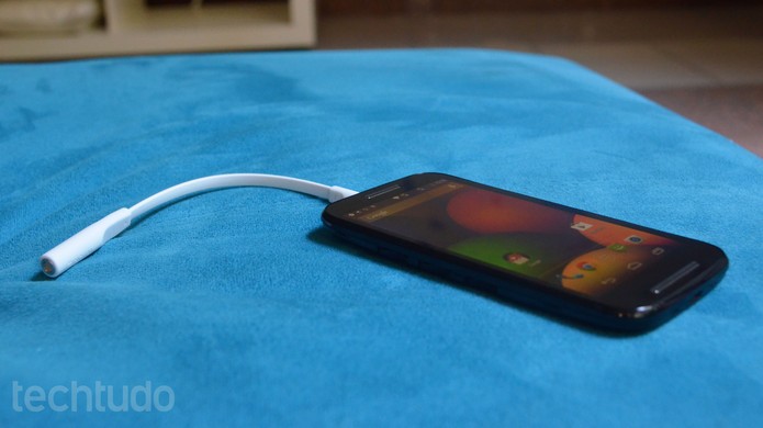 Com antena removível o Moto E surpreende com a função (Foto: Laura Rezende /TechTudo) Com antena removível o Moto E surpreende com a função (Foto: Laura Rezende /TechTudo)