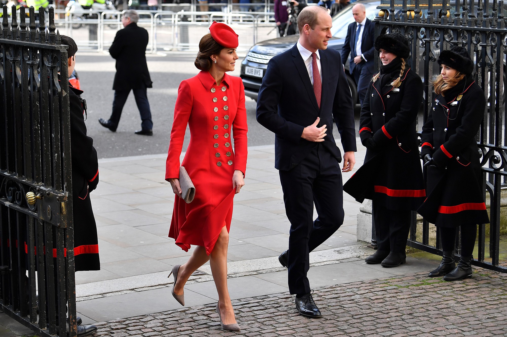 Britain's Prince William, Duke of Cambridge (R) and Britain's Catherine, Duchess of Cambridge (L) arrive to attend a Commonwealth Day Service at Westminster Abbey in central London, on March 11, 2019. - Britain's Queen Elizabeth II has been the Head of th (Foto: AFP/Getty Images)