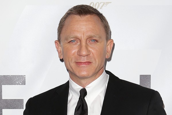 Hoje ele é James Bond, mas antes de se tornar famoso, Daniel Craig dormiu em um banco de uma praça por um tempo (Foto: Getty Images)