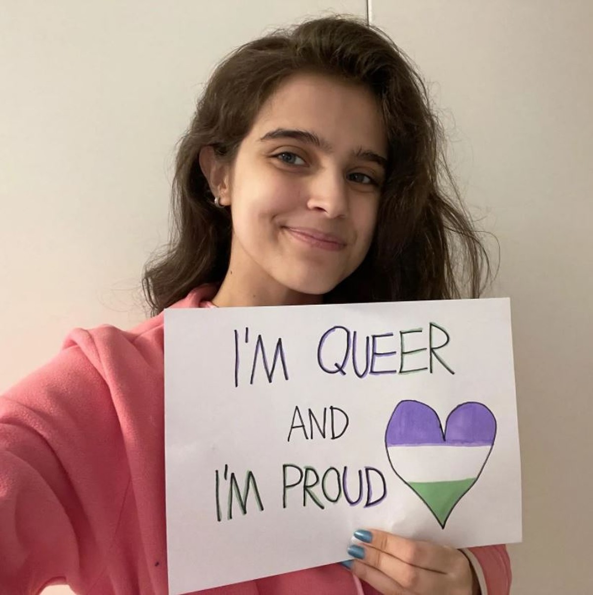 Filha do apresentador Tadeu Schmidt celebra Dia do Orgulho LGBTQIA+ na internet: ‘sou queer e me orgulho’ |  Diversidade
