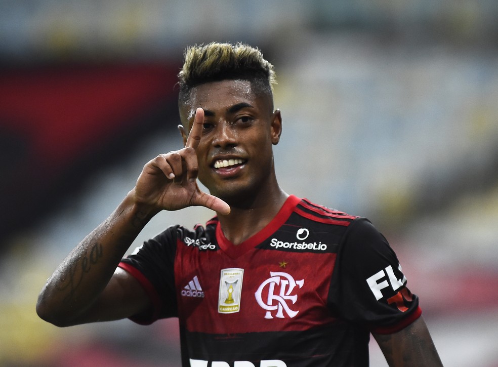 Comemoração de Bruno Henrique no Maracanã, Flamengo x Vasco - Brasileirão — Foto: André Durão / ge