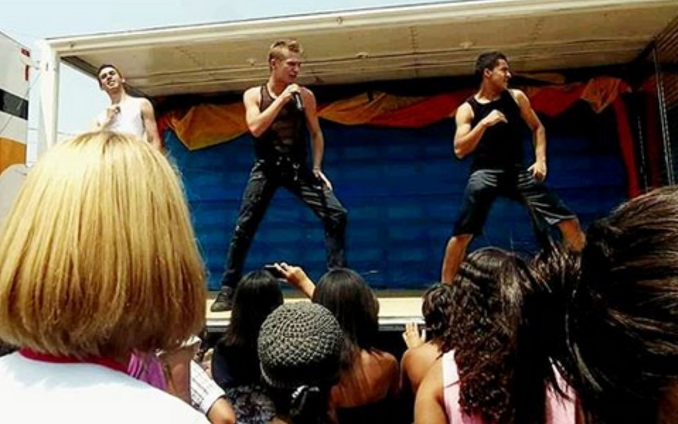 Angelo fazia apresentações cantando e dançando em Anápolis e cidades da região — Foto: Anjelo Rocha/Arquivo Pessoal 