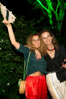 Mônica Peneguião e Nina Mackenna