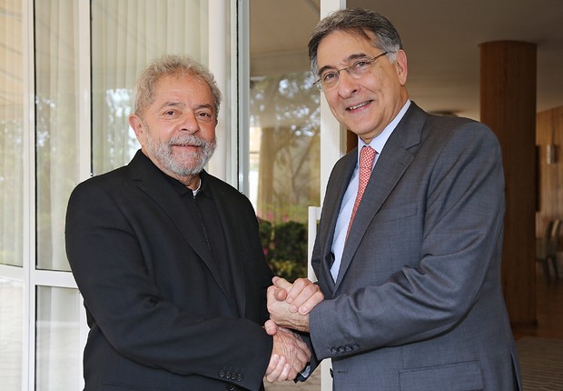 O ex-presidente Luiz Inácio Lula da Silva se encontra com o governador de Minas Gerais, Fernando Pimentel em agosto de 2015 (Foto: Ricardo Stuckert/Instituto Lula)