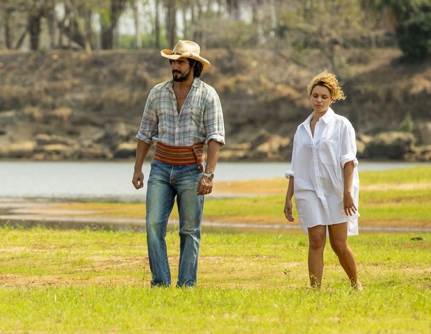 Renato Góes e Bruna Linzmeyer interpretam José Leôncio e Madeleine em Pantanal (Foto: João Miguel Junior/Globo)