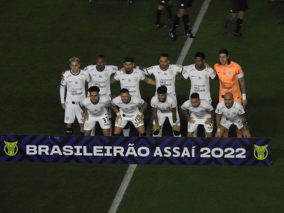 Titulares do Corinthians em partida contra o Juventude — Foto: Ana Canhedo