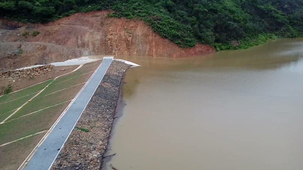 Barragem Pedra Lisa em Imaculada, PB, tem risco de rompimento  — Foto: Aesa/Divulgação