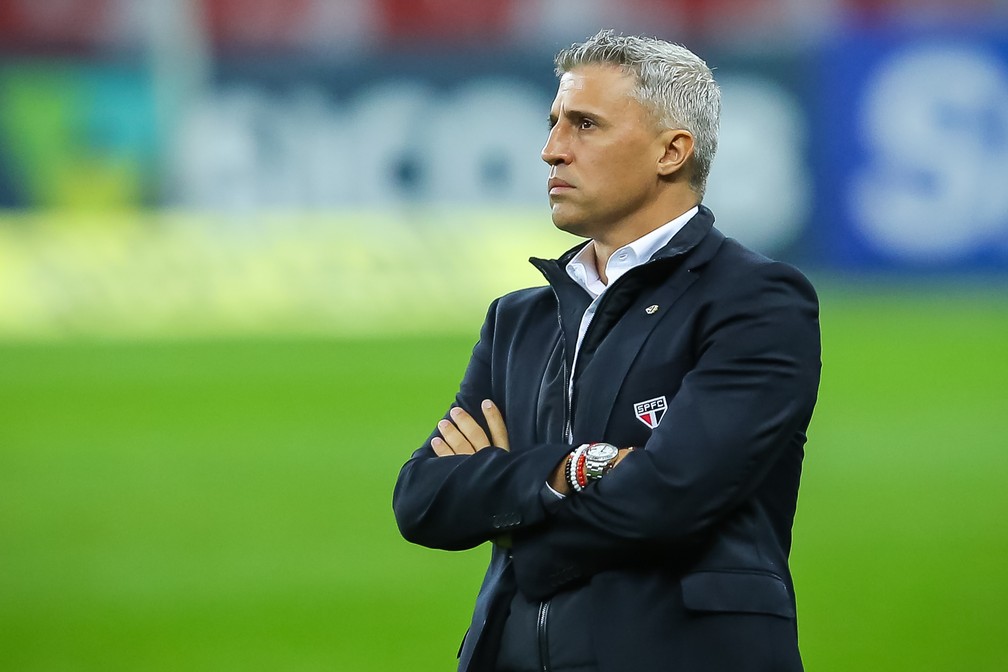 Brasileirão: Crespo tenta se reinventar, São Paulo ainda não repetiu escalação no campeonato