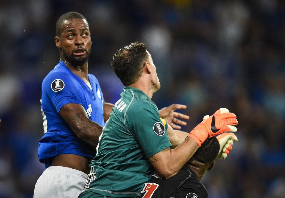 Dedé igualará maior número de jogos em uma temporada nos últimos quatro anos