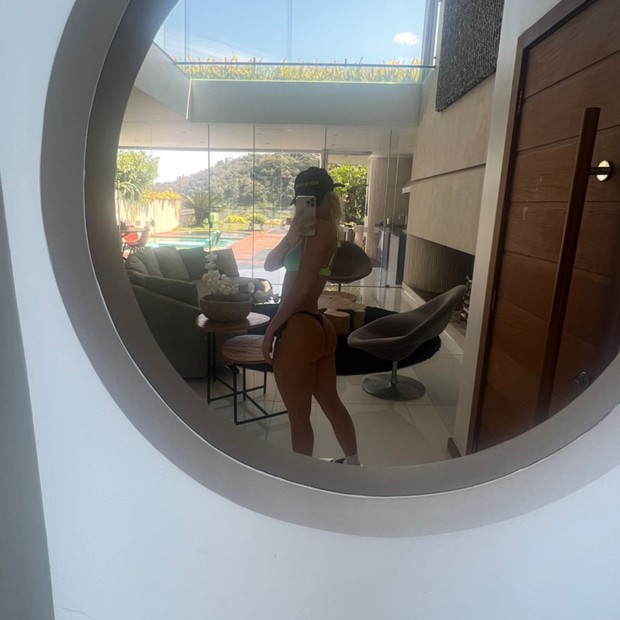 Luisa Sonza posa de biquíni (Foto: Reprodução/Instagram)