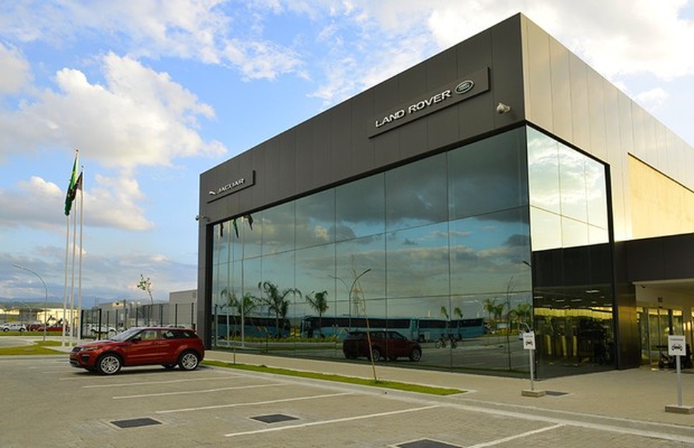 Jaguar Land Rover Inaugura Primeira Fabrica No Brasil Carros Autoesporte