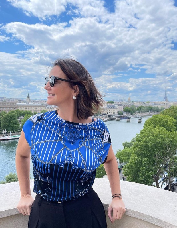 Luciana Cardoso em viagem a Paris (Foto: Reprodução/Instagram)