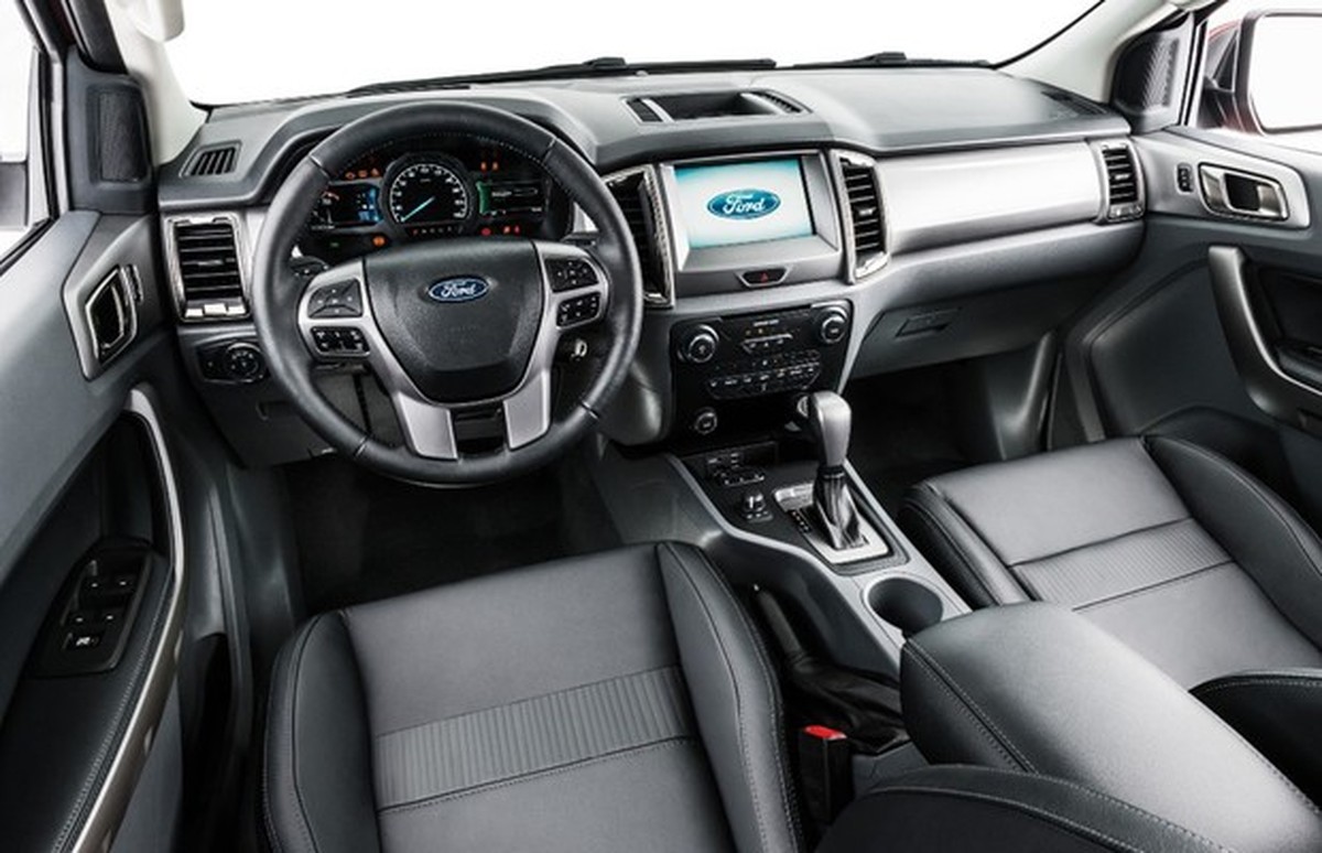 Ford mostra interior da Ranger que chega ao Brasil até março Carros