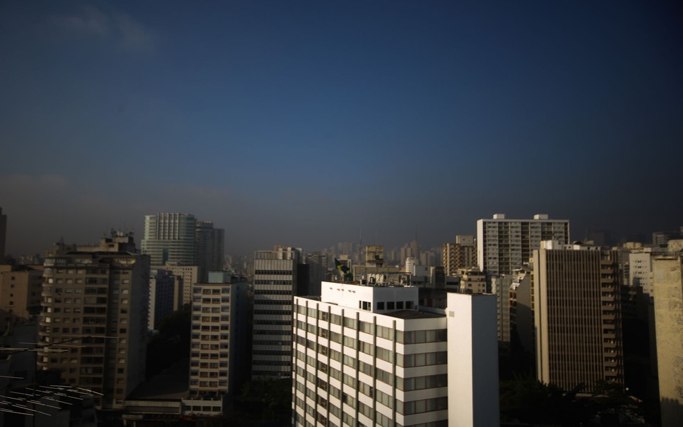 PoluiÃ§Ã£o vista no cÃ©u do Centro de SÃ£o Paulo â Foto: Dario Oliveira/EstadÃ£o ConteÃºdo/Arquivo