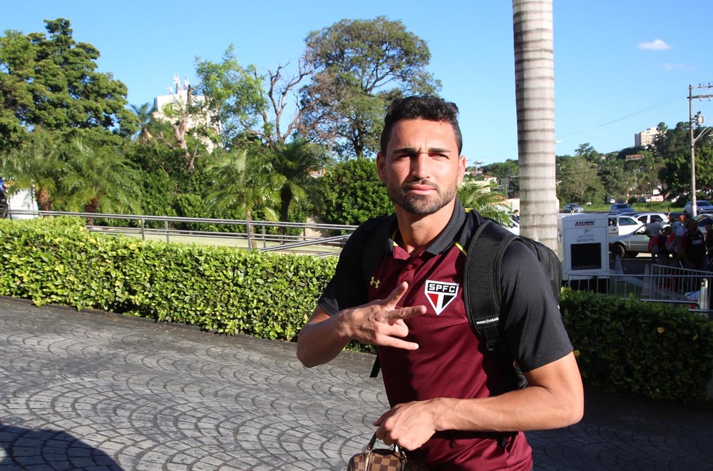 Atacante pede para SP utilizar pressão da torcida do Sport a seu favor
