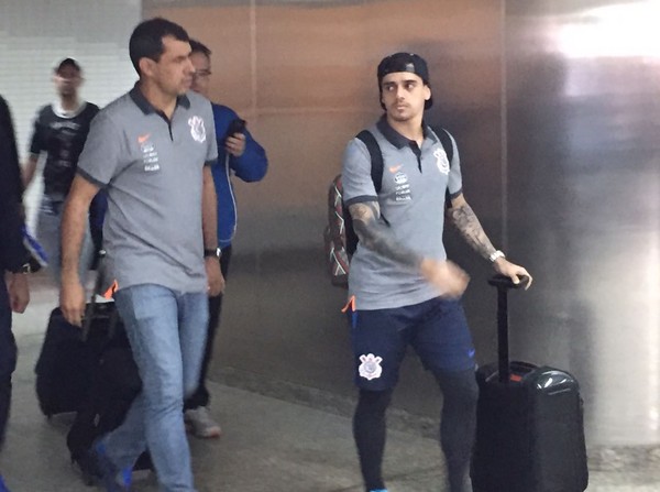 Fagner diz que Corinthians segue 