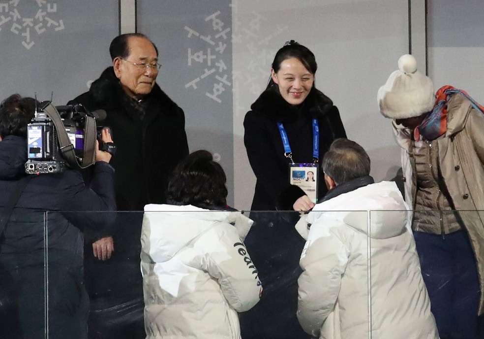 Encontro entre Kim Yo Jong e presidente sul-coreano, Moon Jae-in (Foto: Yonhap via REUTERS)