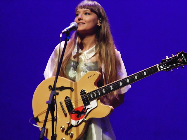Mallu Magalhães faz a festa ao trazer o show do álbum 'Esperança' para o Rio às vésperas dos 30 anos