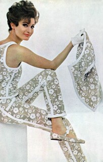 Courrèges na Vogue americana, 1965    