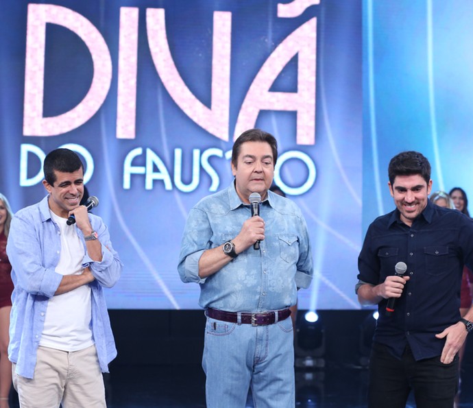 Marcelo Adnet e Marcius Melhem se divertiram no palco do 'Domingão' (Foto: Carol Caminha/ Gshow)