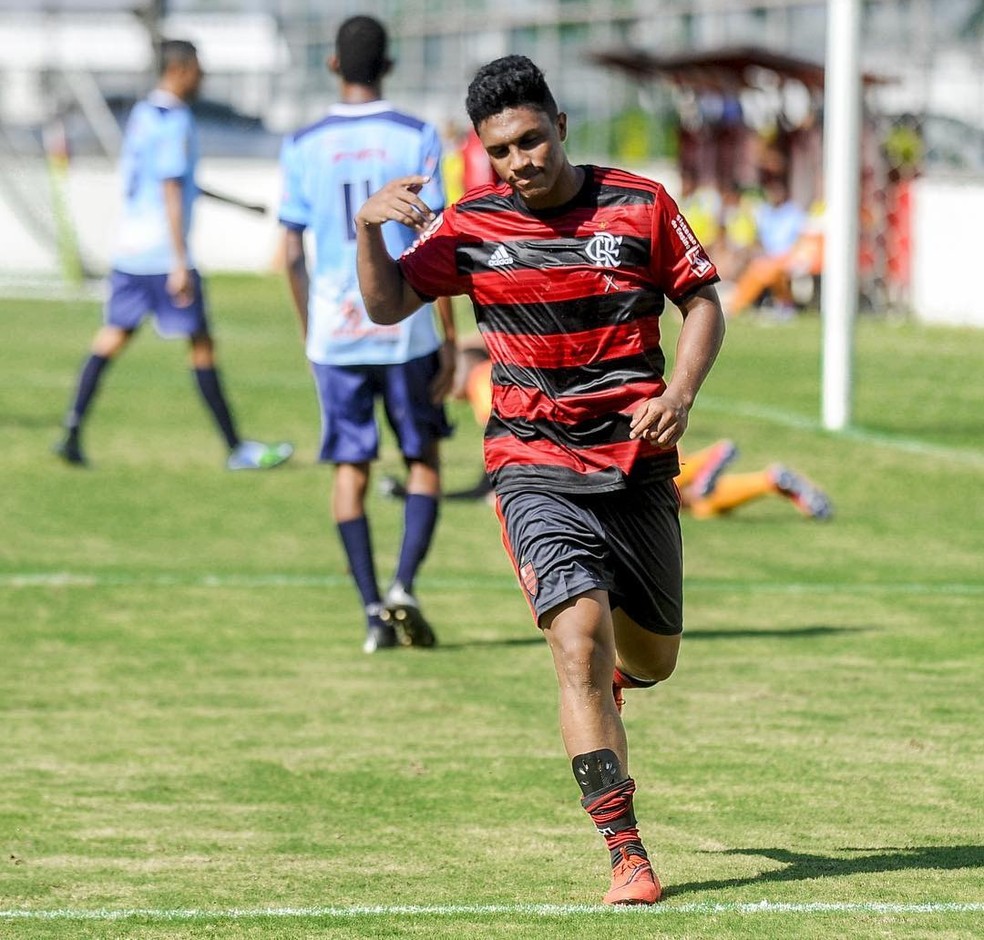 Filipe Chrysman comemora um dos dois gols que já fez após a tragédia — Foto: Divulgação
