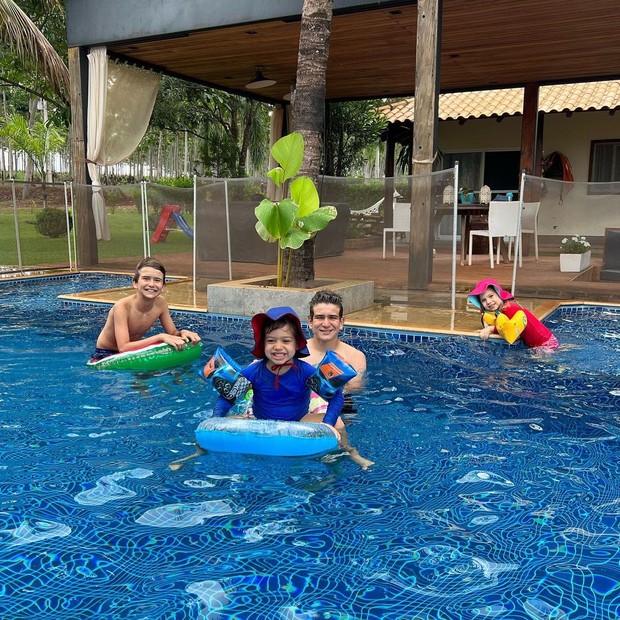 Thais Fersoza reúne família no final de semana  (Foto: Reprodução)