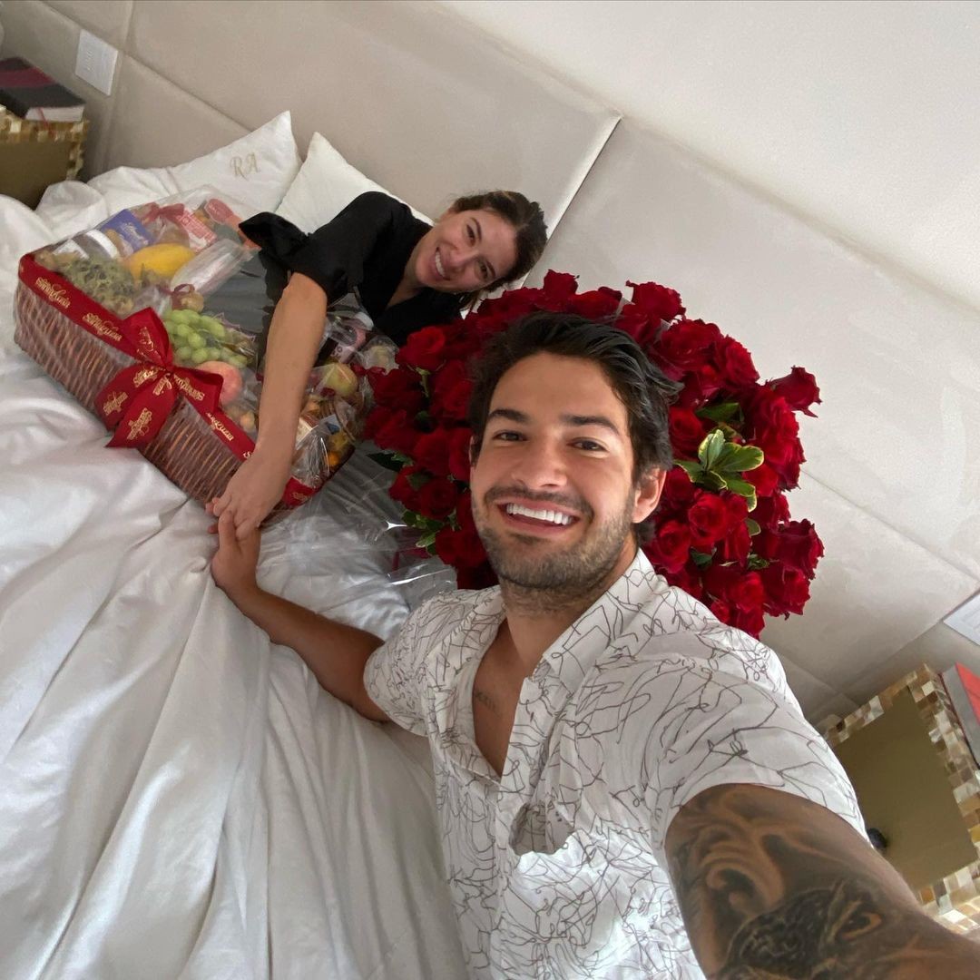 Alexandre Pato e Rebeca Abravanel (Foto: Reprodução / Instagram)